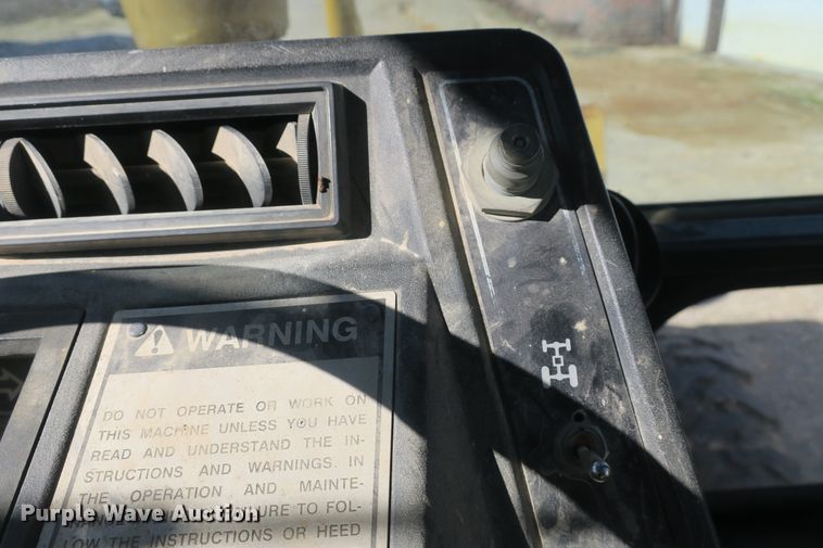 image for item DB10054 1994 Caterpillar 426B backhoe