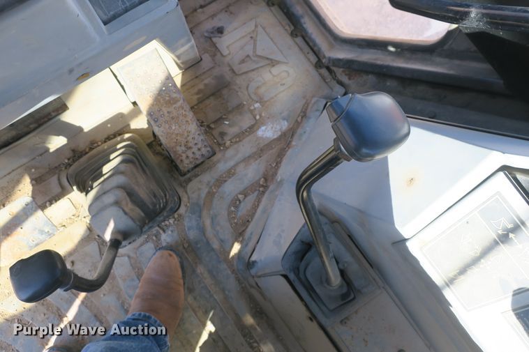 image for item DB10054 1994 Caterpillar 426B backhoe