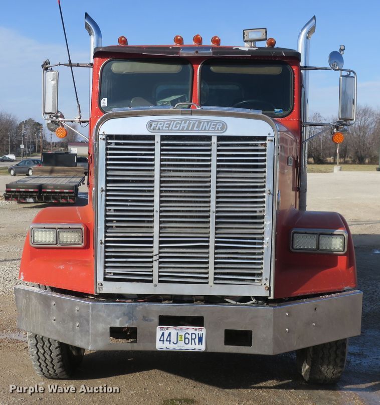 image for item DB10067 1986 Freightliner FLC dump truck
