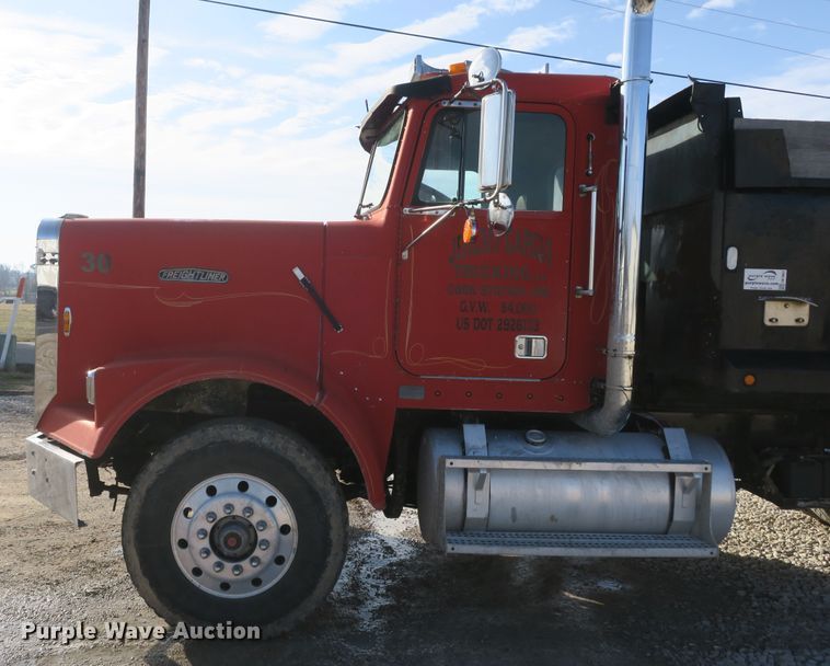 image for item DB10067 1986 Freightliner FLC dump truck