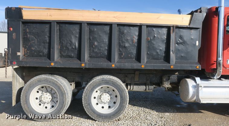 image for item DB10067 1986 Freightliner FLC dump truck