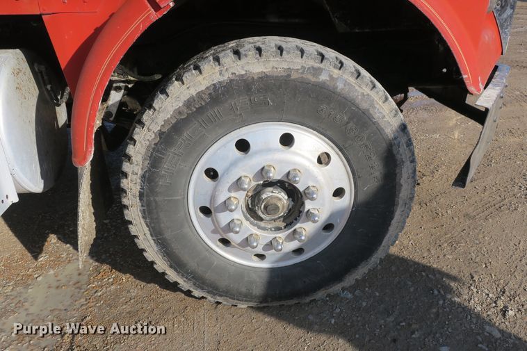 image for item DB10067 1986 Freightliner FLC dump truck