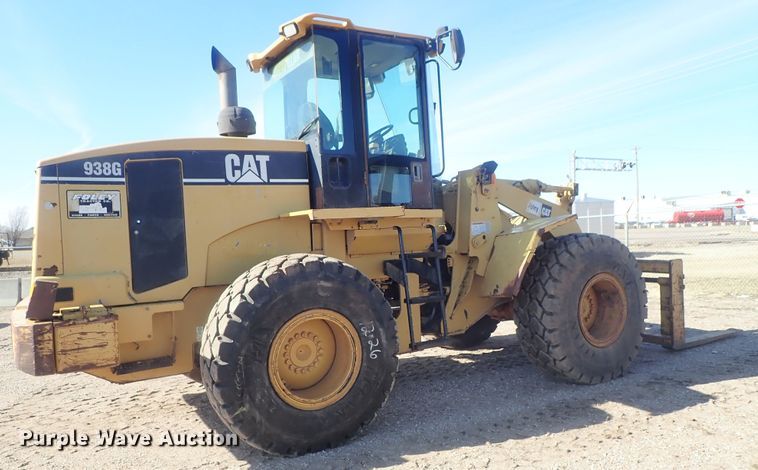 image for item DC3355 1998 Caterpillar 938G wheel loader