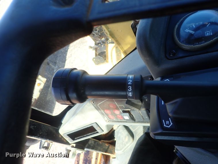 image for item DC3355 1998 Caterpillar 938G wheel loader