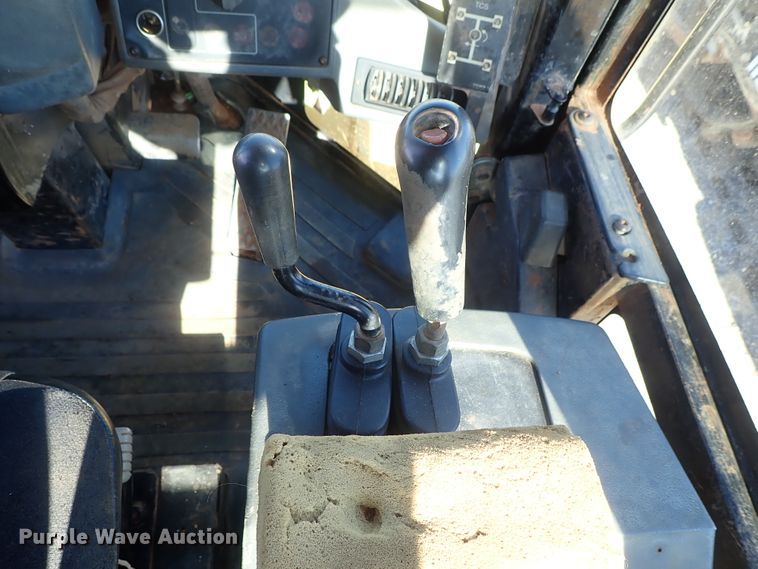 image for item DC3355 1998 Caterpillar 938G wheel loader