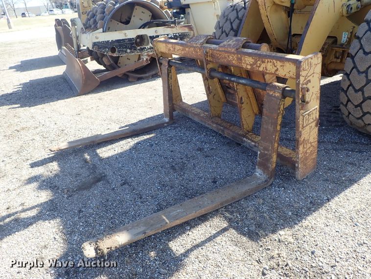 image for item DC3355 1998 Caterpillar 938G wheel loader