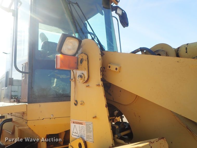image for item DC3355 1998 Caterpillar 938G wheel loader
