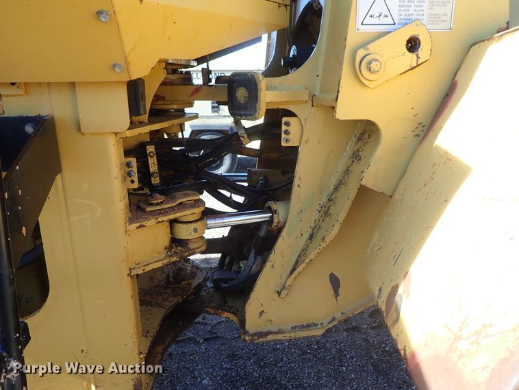 image for item DC3355 1998 Caterpillar 938G wheel loader