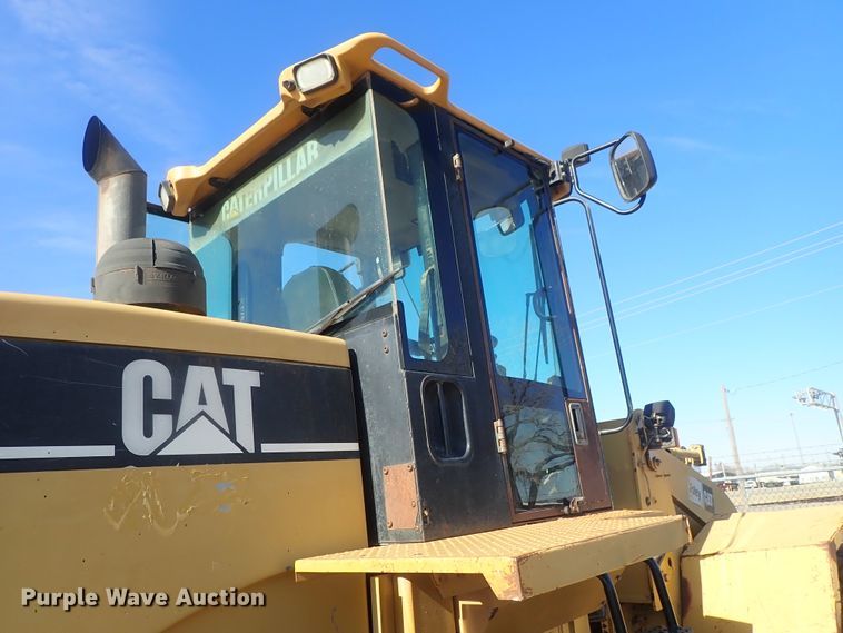 image for item DC3355 1998 Caterpillar 938G wheel loader