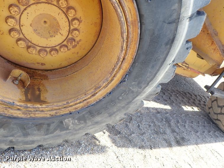 image for item DC3355 1998 Caterpillar 938G wheel loader