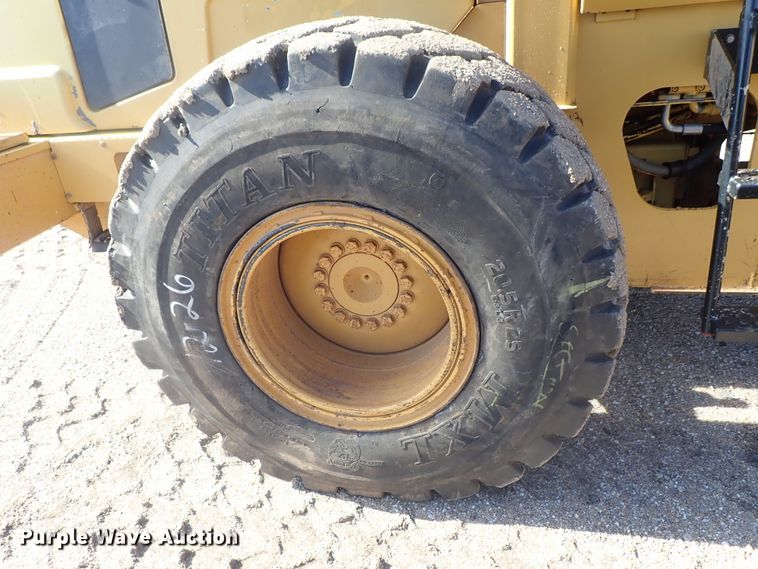 image for item DC3355 1998 Caterpillar 938G wheel loader