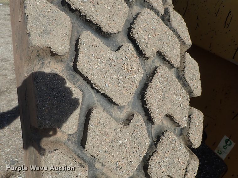 image for item DC3355 1998 Caterpillar 938G wheel loader