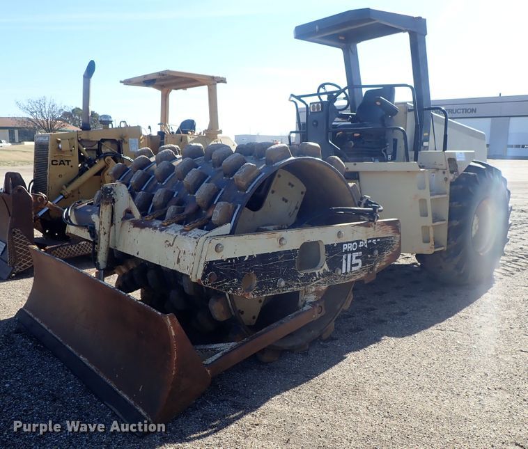 image for item DC3356 1997 Ingersoll Rand SD-115F single drum vibratory roller