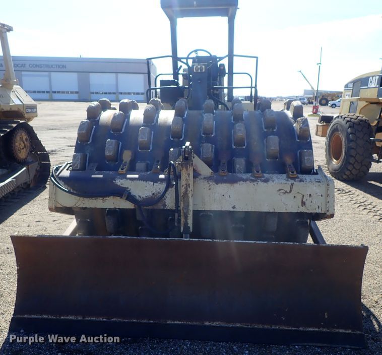 image for item DC3356 1997 Ingersoll Rand SD-115F single drum vibratory roller