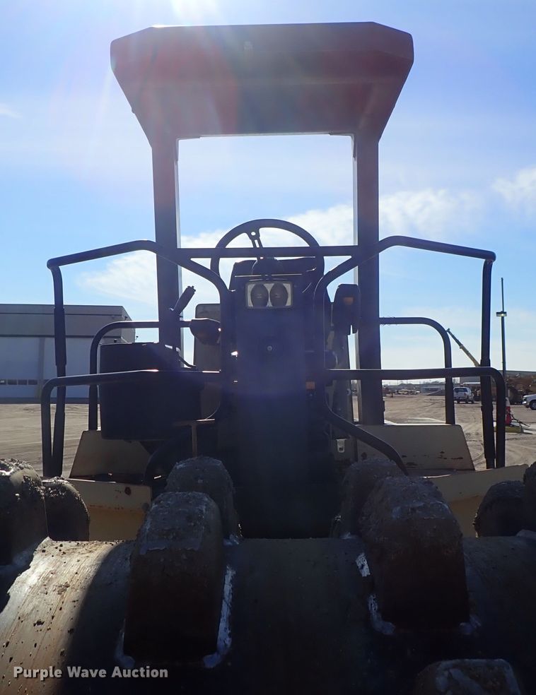 image for item DC3356 1997 Ingersoll Rand SD-115F single drum vibratory roller