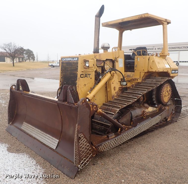 image for item DC3358 1987 Caterpillar D5H LGP dozer