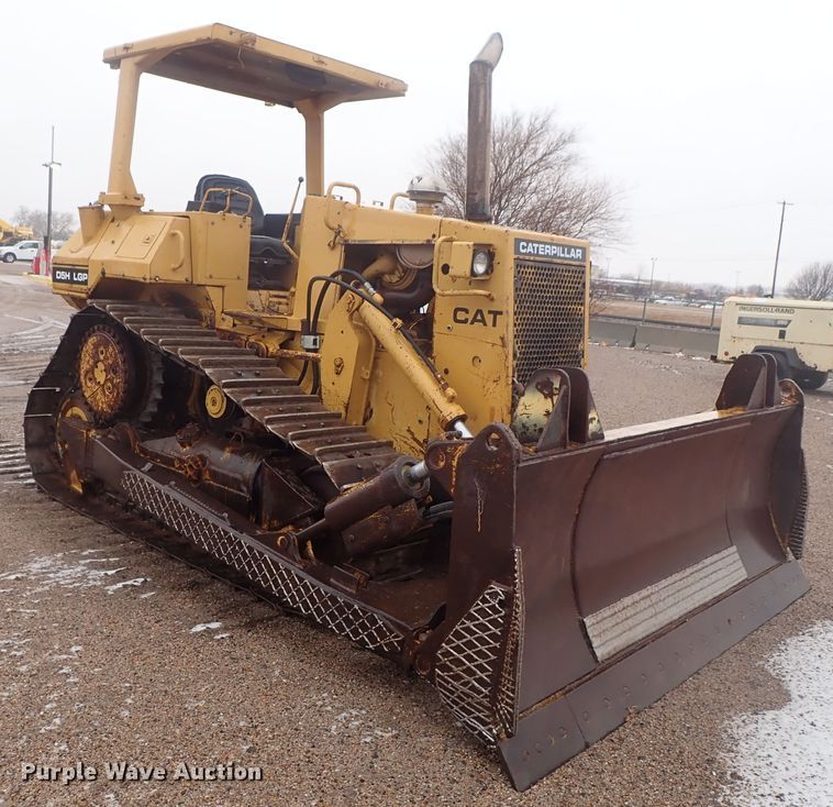 image for item DC3358 1987 Caterpillar D5H LGP dozer