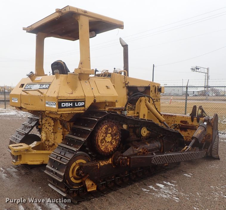 image for item DC3358 1987 Caterpillar D5H LGP dozer