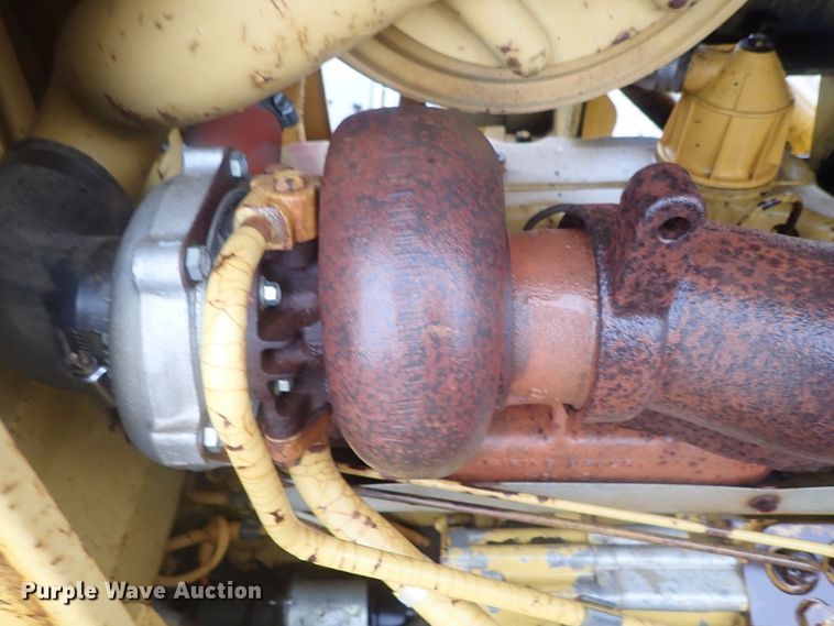 image for item DC3358 1987 Caterpillar D5H LGP dozer