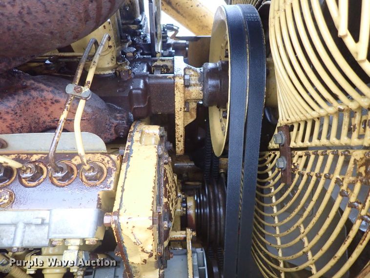 image for item DC3358 1987 Caterpillar D5H LGP dozer