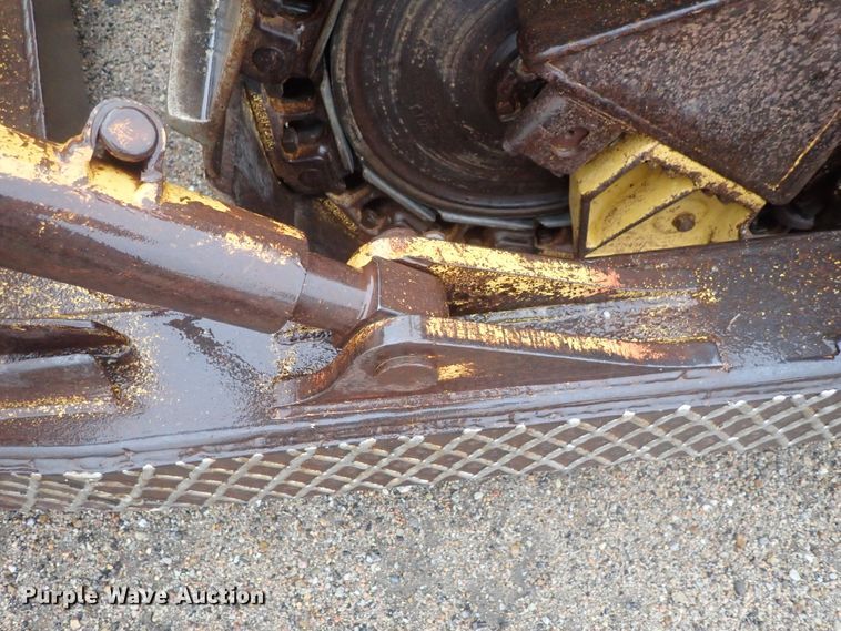 image for item DC3358 1987 Caterpillar D5H LGP dozer