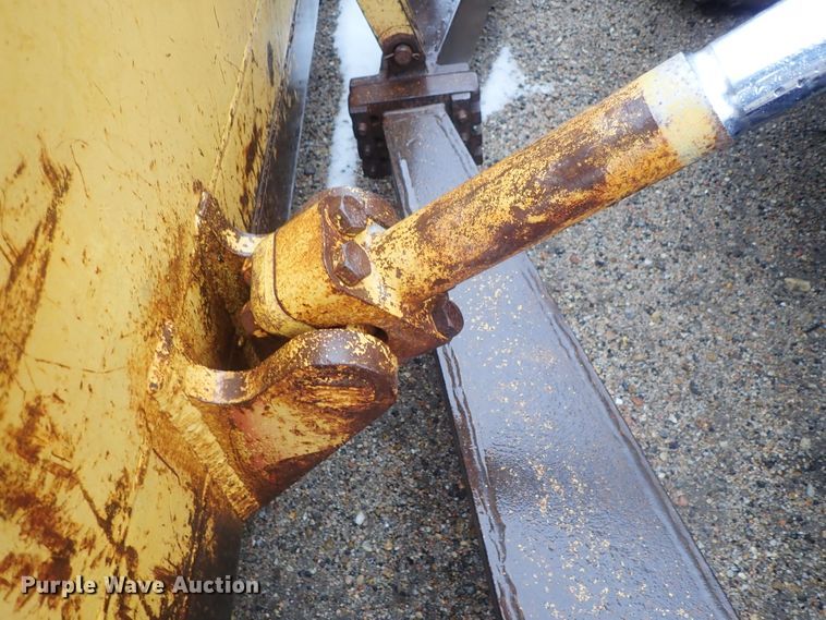 image for item DC3358 1987 Caterpillar D5H LGP dozer