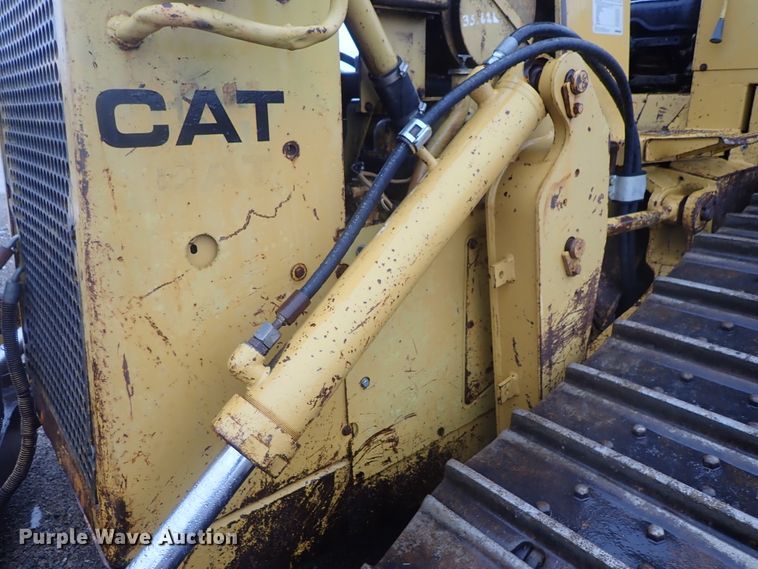 image for item DC3358 1987 Caterpillar D5H LGP dozer