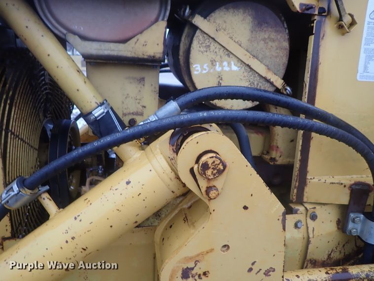 image for item DC3358 1987 Caterpillar D5H LGP dozer