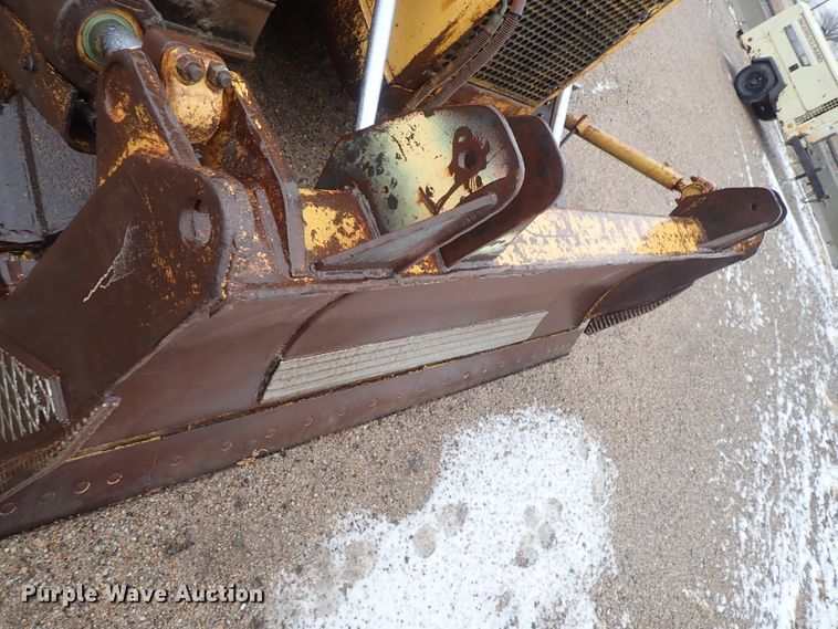 image for item DC3358 1987 Caterpillar D5H LGP dozer