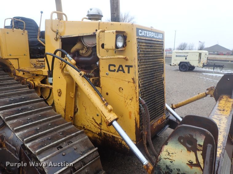image for item DC3358 1987 Caterpillar D5H LGP dozer