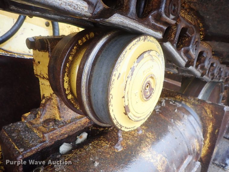 image for item DC3358 1987 Caterpillar D5H LGP dozer