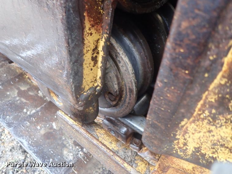 image for item DC3358 1987 Caterpillar D5H LGP dozer