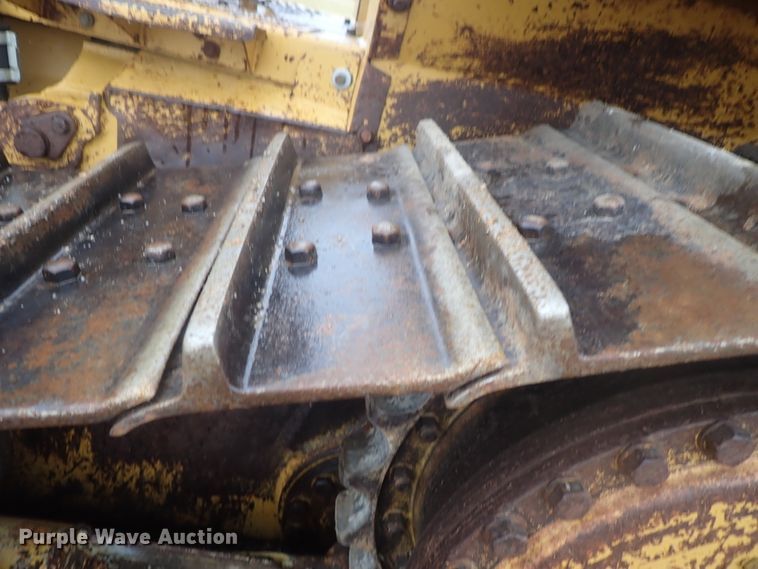 image for item DC3358 1987 Caterpillar D5H LGP dozer