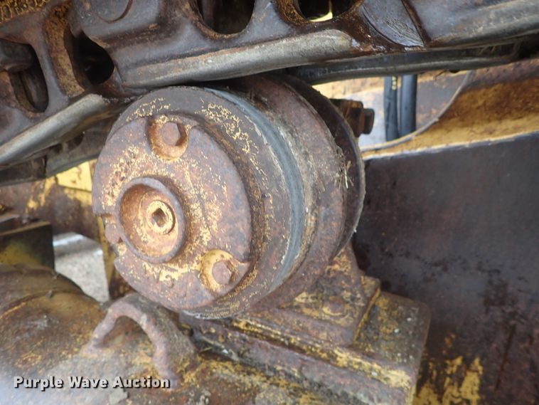 image for item DC3358 1987 Caterpillar D5H LGP dozer