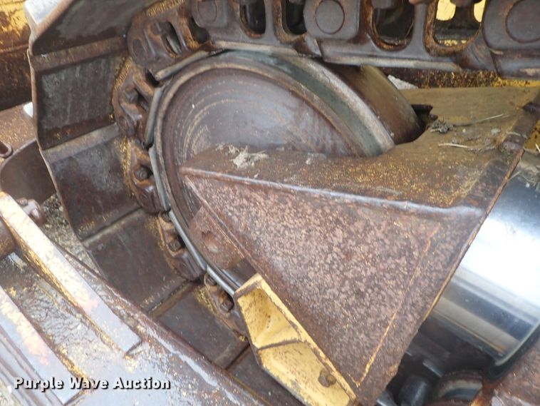 image for item DC3358 1987 Caterpillar D5H LGP dozer