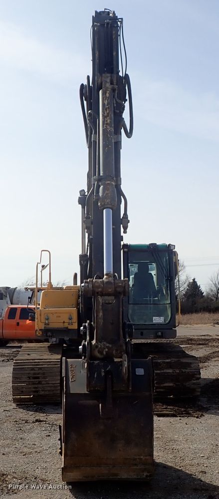 image for item DC3361 2010 Volvo EC210CL HD excavator