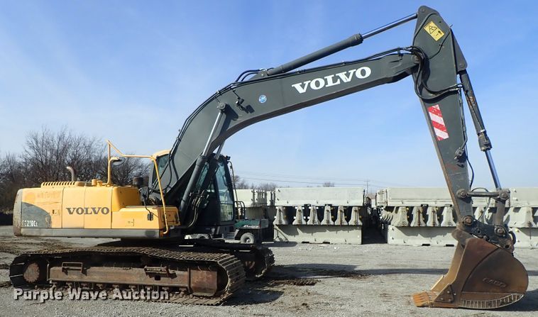 image for item DC3361 2010 Volvo EC210CL HD excavator