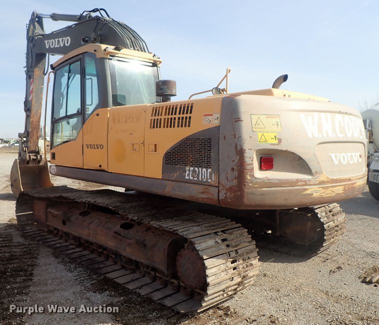 image for item DC3361 2010 Volvo EC210CL HD excavator
