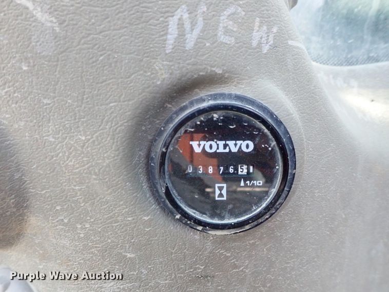 image for item DC3361 2010 Volvo EC210CL HD excavator