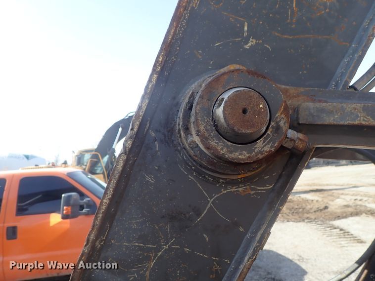 image for item DC3361 2010 Volvo EC210CL HD excavator