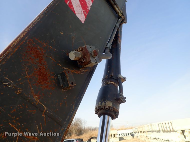 image for item DC3361 2010 Volvo EC210CL HD excavator