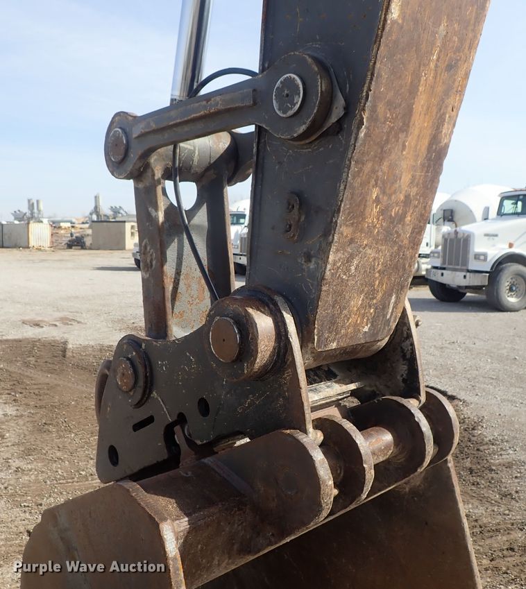 image for item DC3361 2010 Volvo EC210CL HD excavator