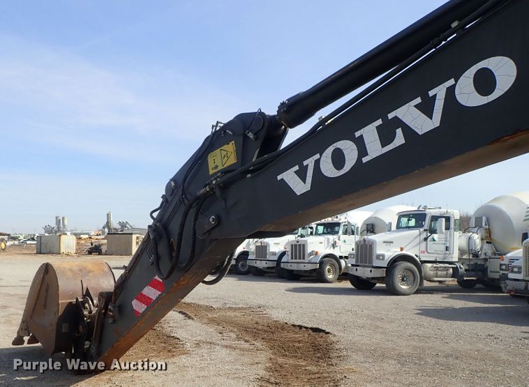 image for item DC3361 2010 Volvo EC210CL HD excavator