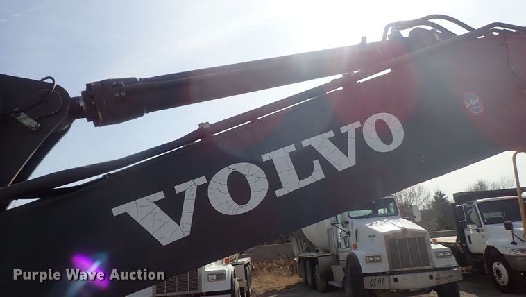 image for item DC3361 2010 Volvo EC210CL HD excavator
