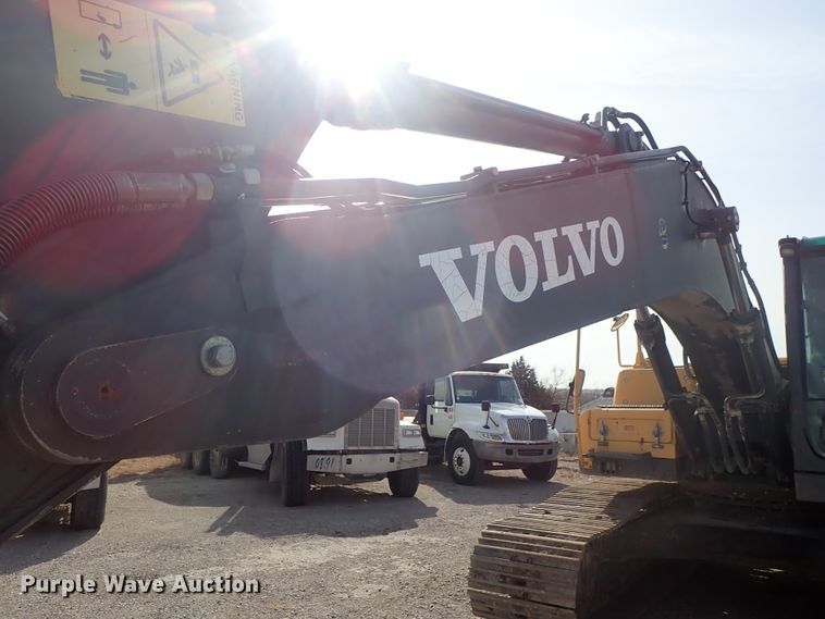image for item DC3361 2010 Volvo EC210CL HD excavator