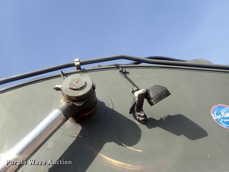 image for item DC3361 2010 Volvo EC210CL HD excavator