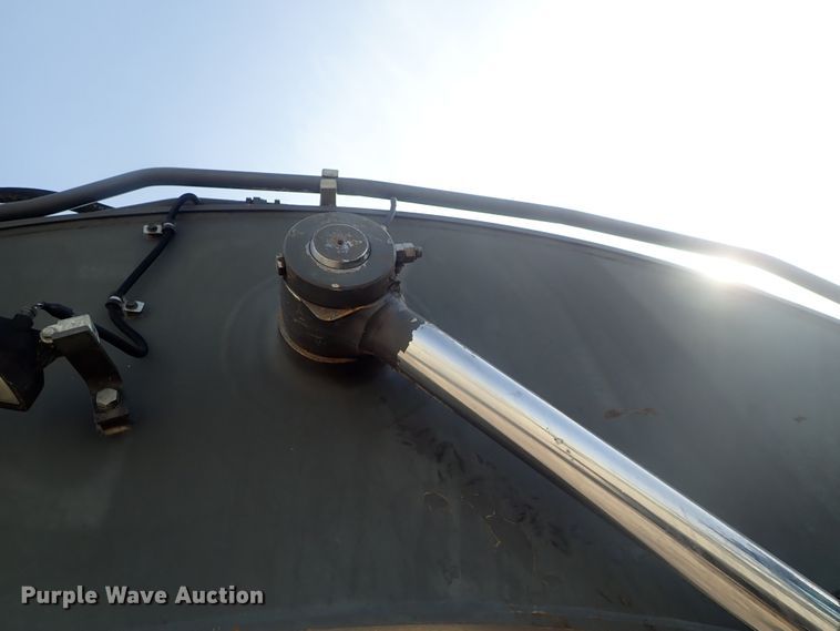 image for item DC3361 2010 Volvo EC210CL HD excavator