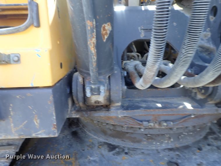 image for item DC3361 2010 Volvo EC210CL HD excavator