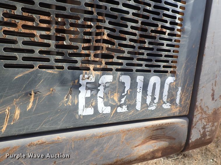 image for item DC3361 2010 Volvo EC210CL HD excavator