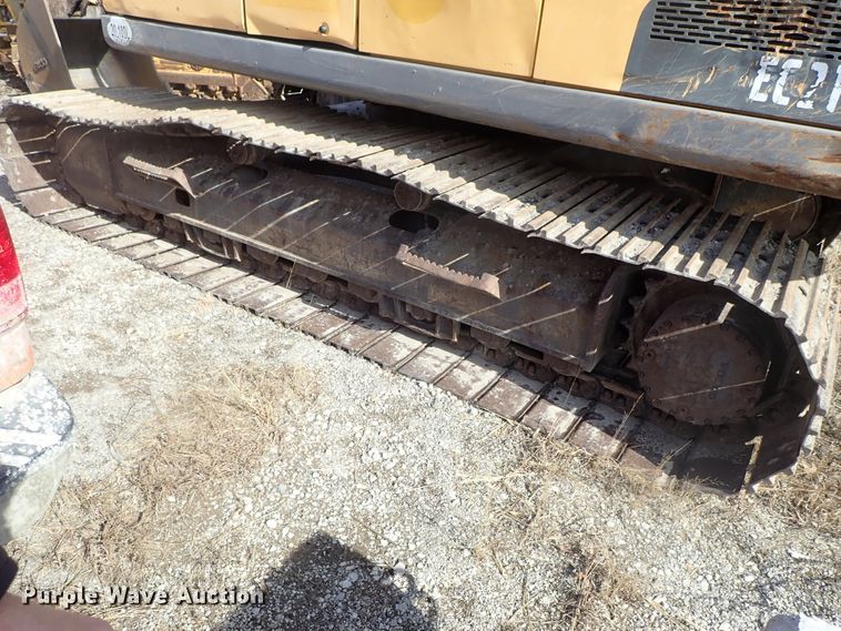 image for item DC3361 2010 Volvo EC210CL HD excavator